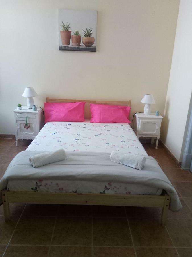 Rooms 4 You Quarto Rosa Portimão Extérieur photo
